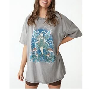 COTTON ON Oversized  Distressed Whimsy Fairy Mushroom Graphic Tee Size Small